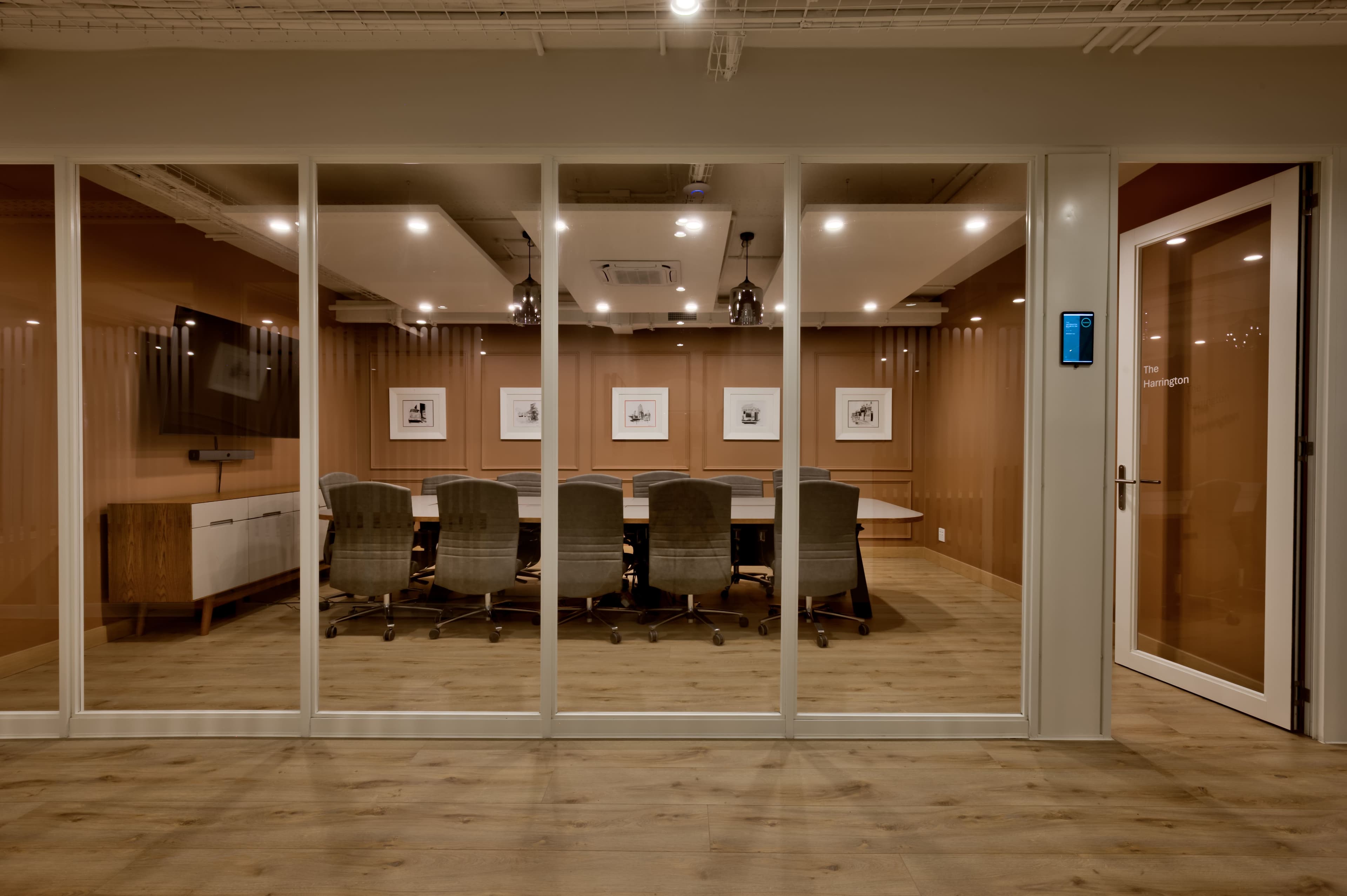 OnPoint meeting room